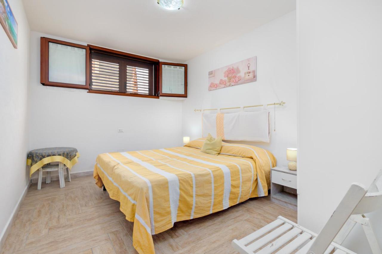 Appartamento Caterina Siniscola Bagian luar foto